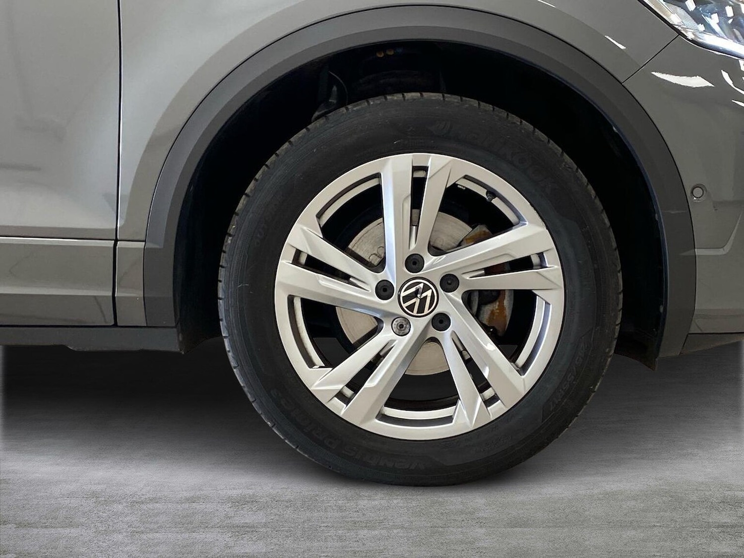 Used Volkswagen T-Roc 2022 for sale - 76682603: Photo 6