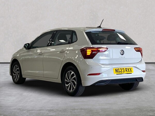 Used Volkswagen Polo 2023 for sale - 76171586: Photo 2