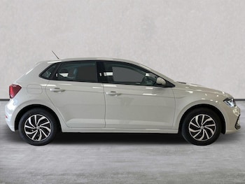 Used Volkswagen Polo 2023 for sale - 76171586: Photo 3