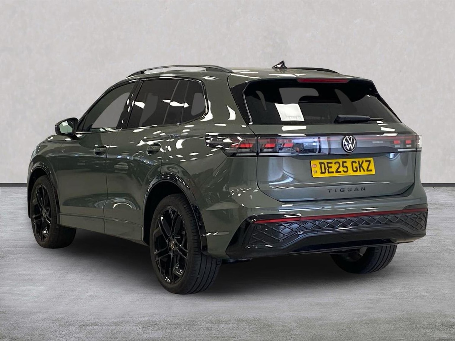 Used Volkswagen Tiguan 2025 for sale - 76628213: Photo 2