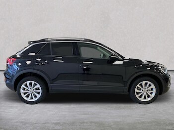 Used Volkswagen T-Roc 2025 for sale - 75490941: Photo