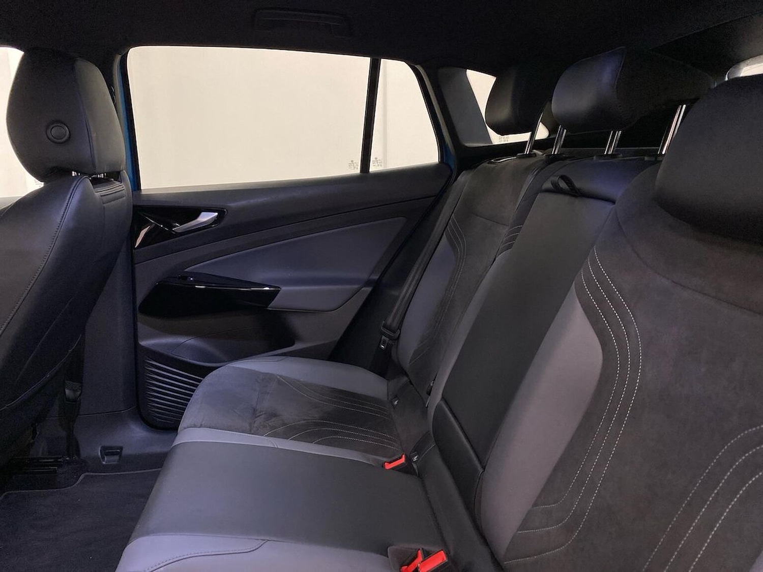 Used Volkswagen ID4 2024 for sale - 76142975: Photo 16