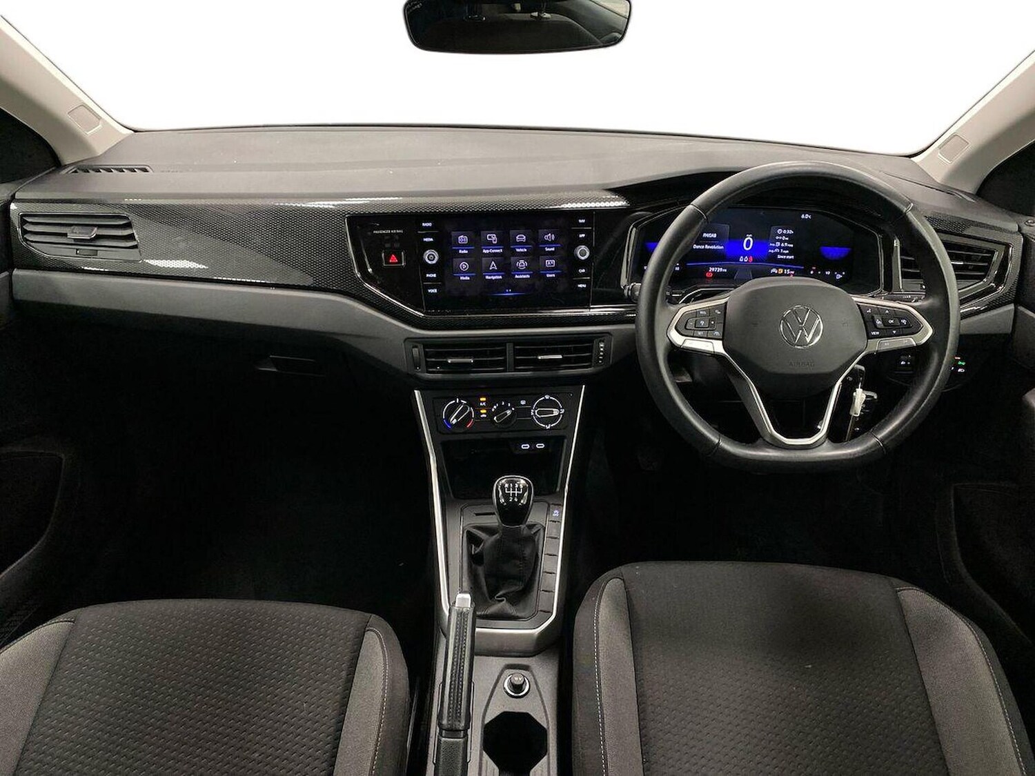 Used Volkswagen Polo 2023 for sale - 77759323: Photo 8