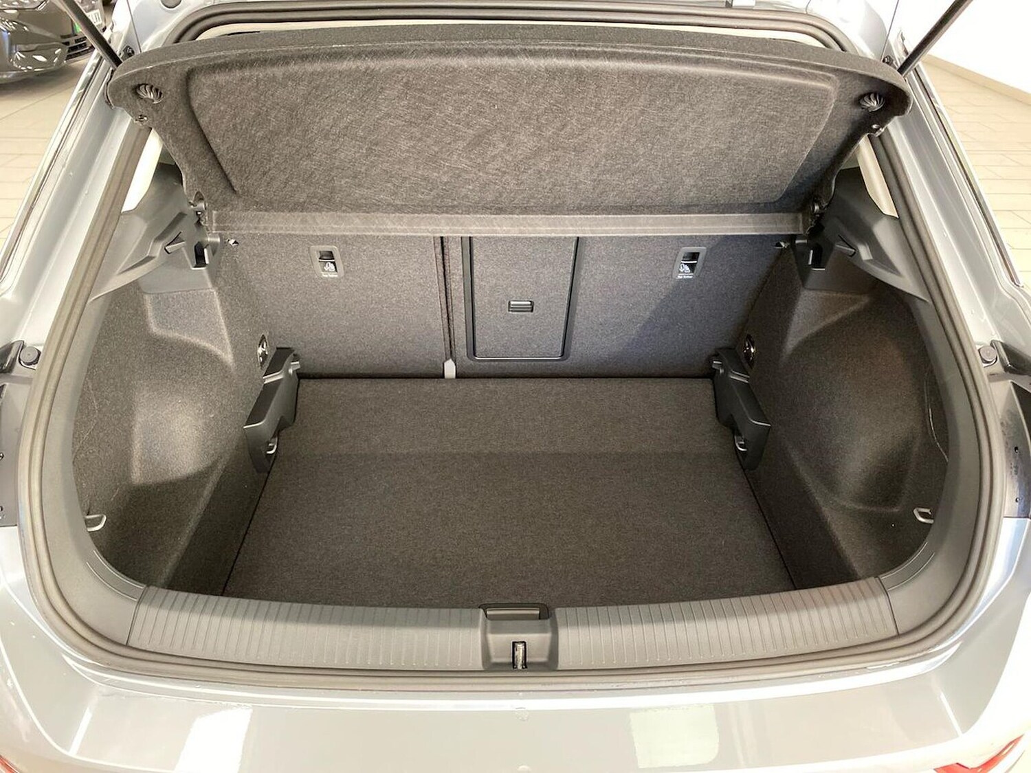 Used Volkswagen T-Roc 2025 for sale - 77487425: Photo 17