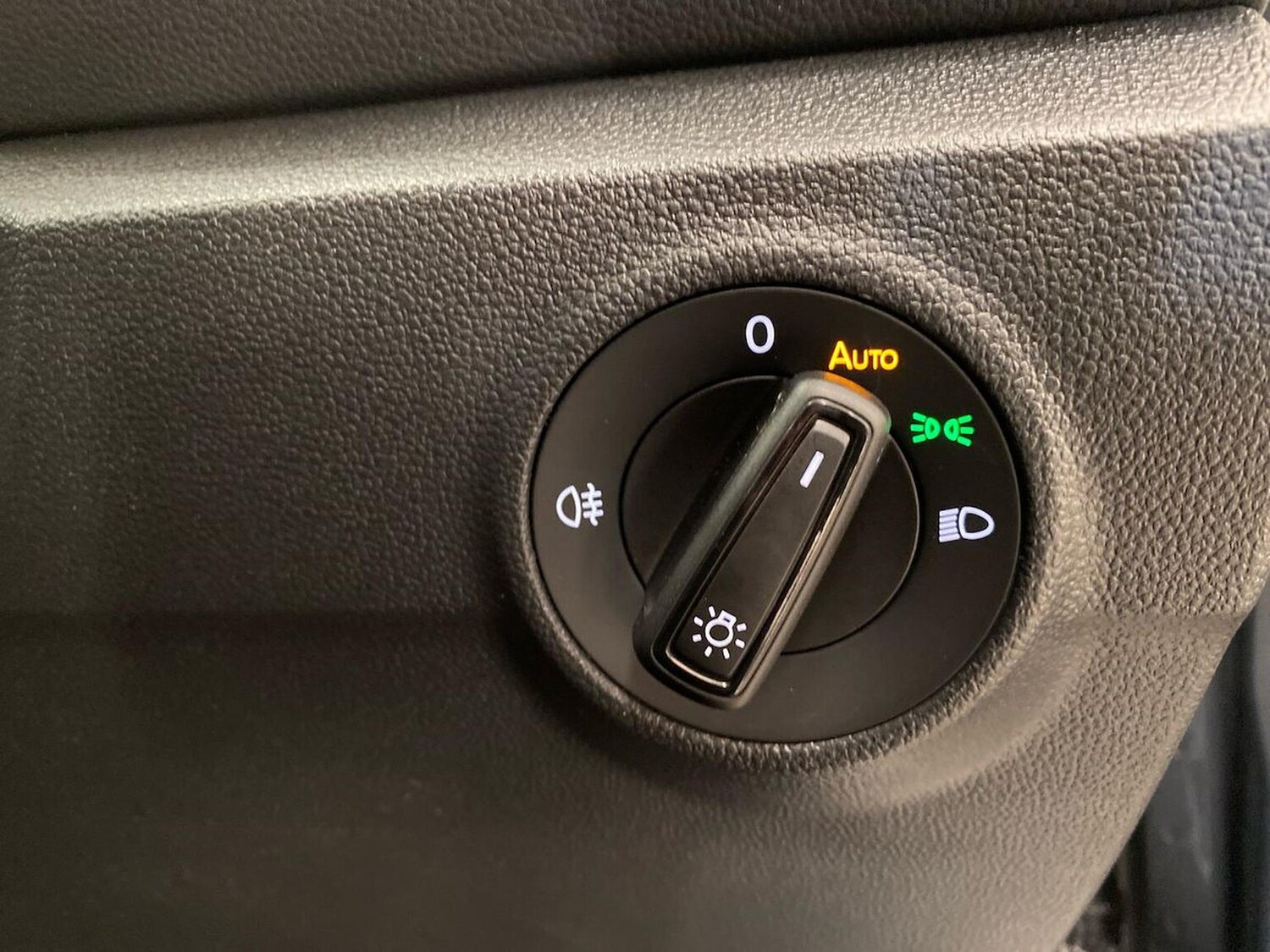 Used Volkswagen T-Roc 2025 for sale - 77487425: Photo 22