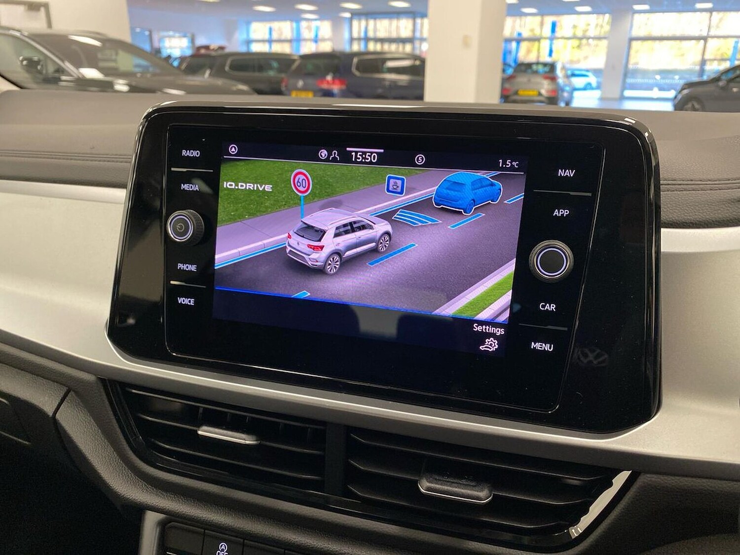 Used Volkswagen T-Roc 2025 for sale - 77487425: Photo 25