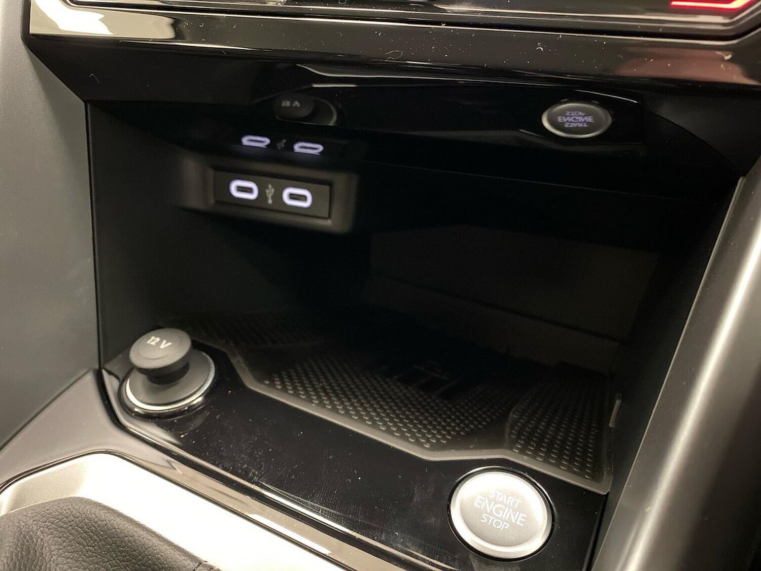 Used Volkswagen T-Roc 2025 for sale - 77487425: Photo 28