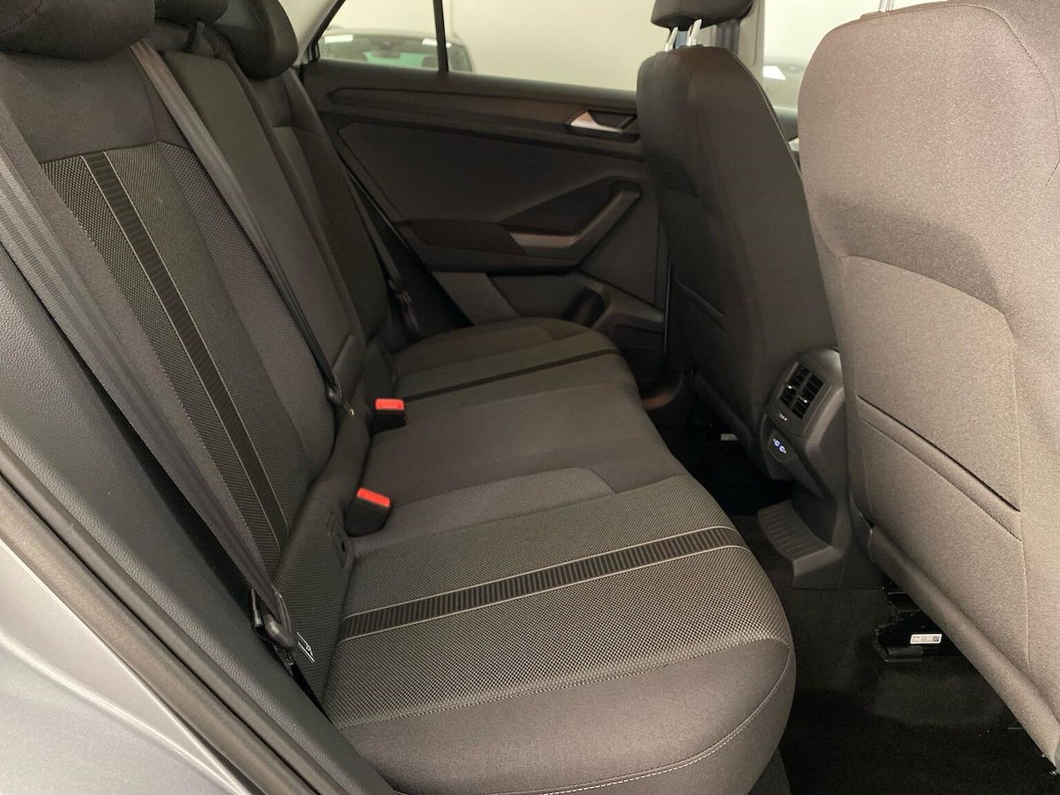 Used Volkswagen T-Roc 2025 for sale - 77487425: Photo 37