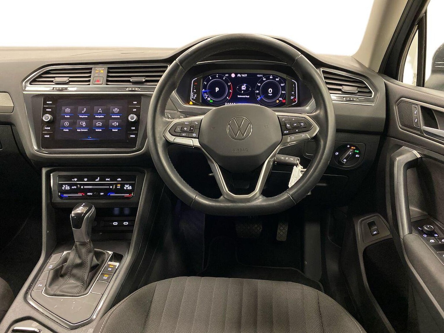 Used Volkswagen Tiguan Allspace 2022 for sale - 76877922: Photo 9