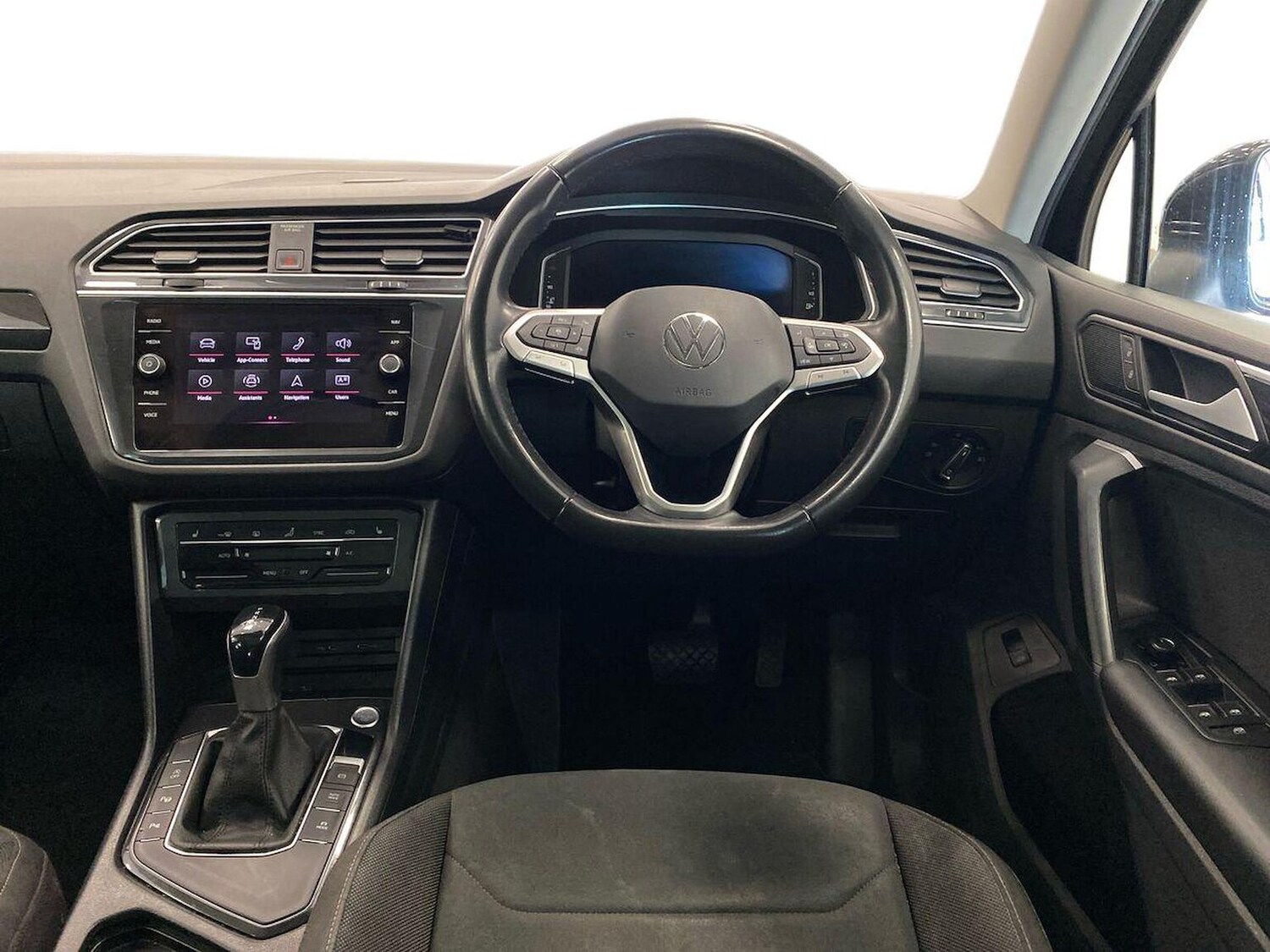 Used Volkswagen Tiguan 2022 for sale - 78194618: Photo 9