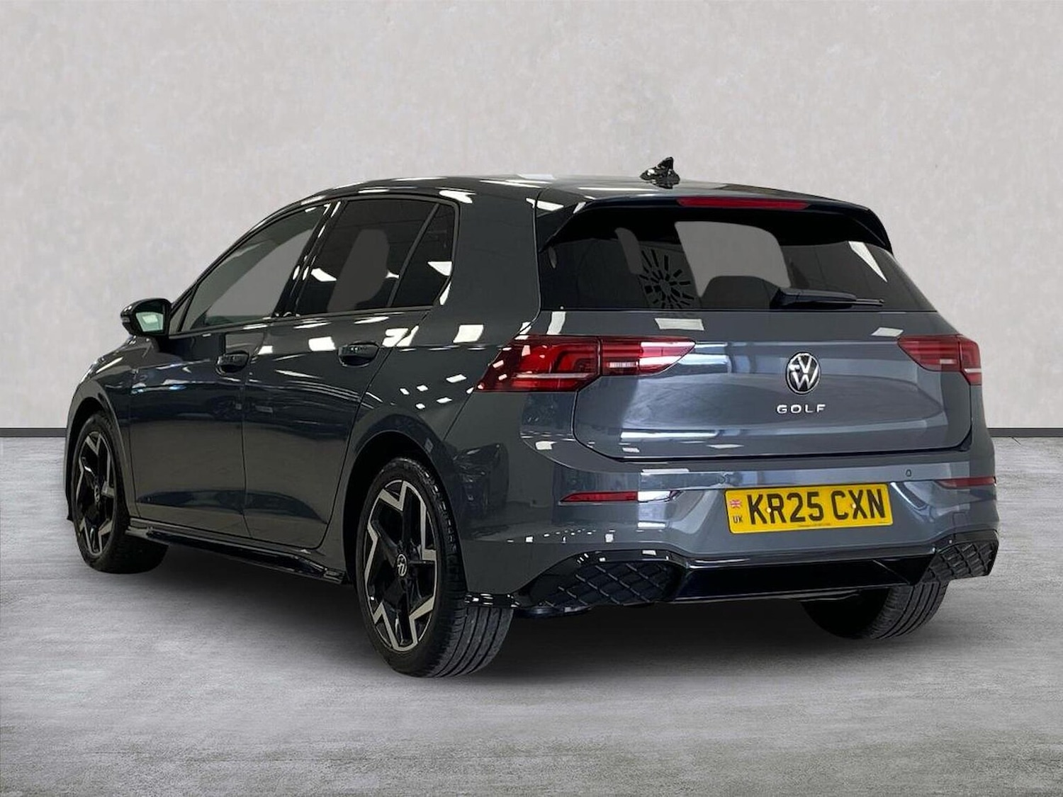 Used Volkswagen Golf 2025 for sale - 77676366: Photo 2