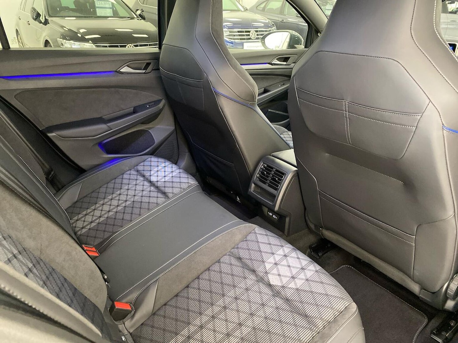 Used Volkswagen Golf 2025 for sale - 77676366: Photo 37