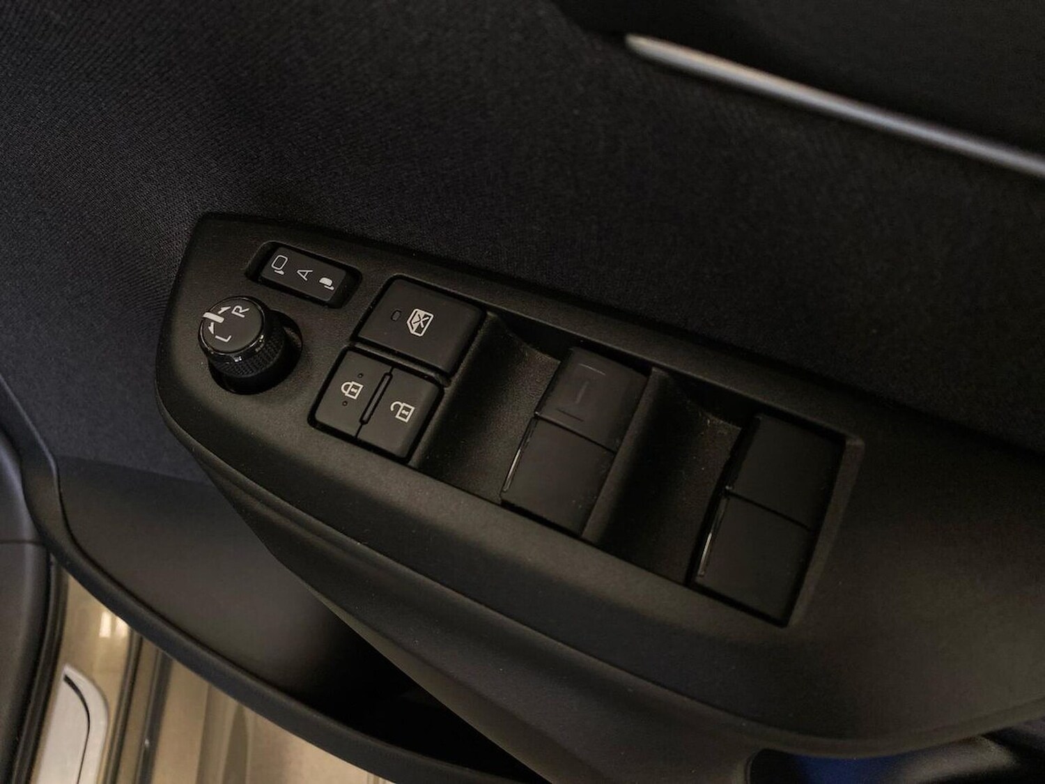 Used Toyota Yaris 2023 for sale - 78194531: Photo 21