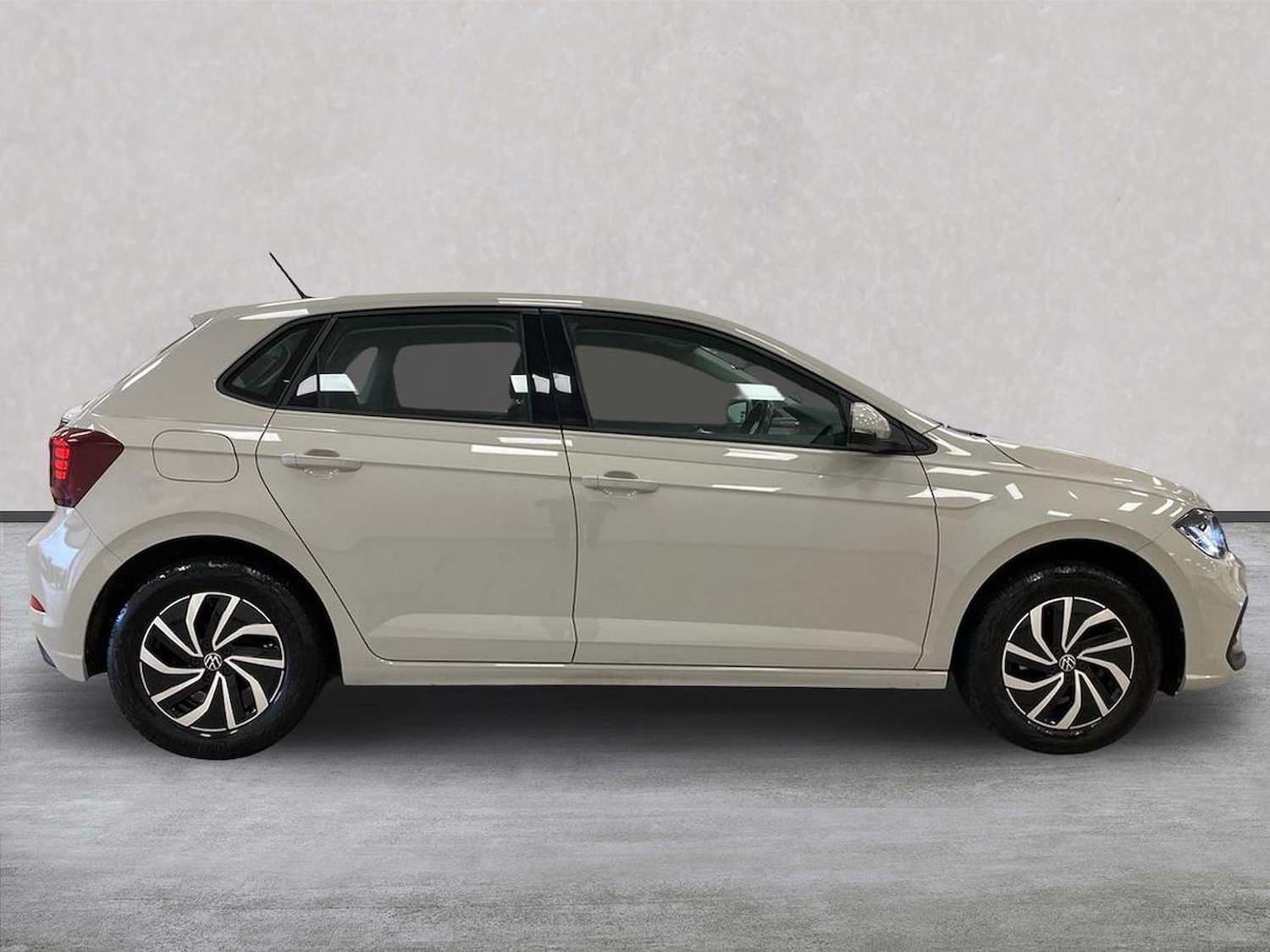 Used Volkswagen Polo 2023 for sale - 76554274: Photo 3