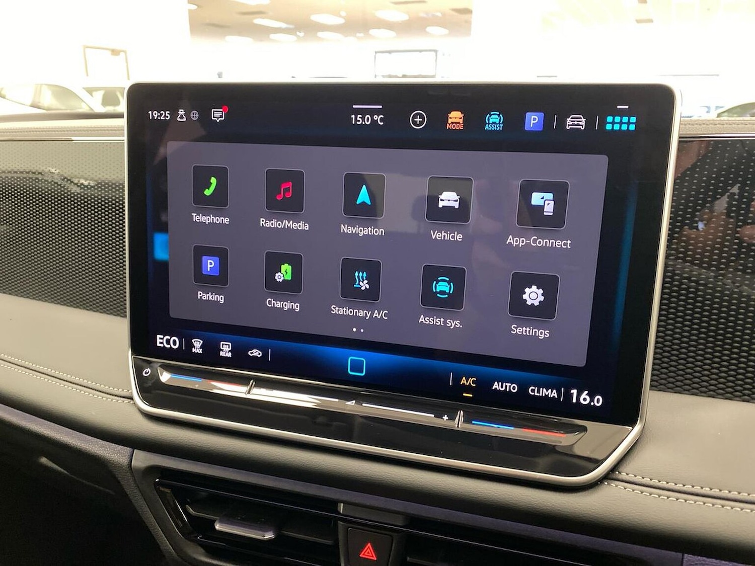 Used Volkswagen Tiguan 2025 for sale - 76566507: Photo 11