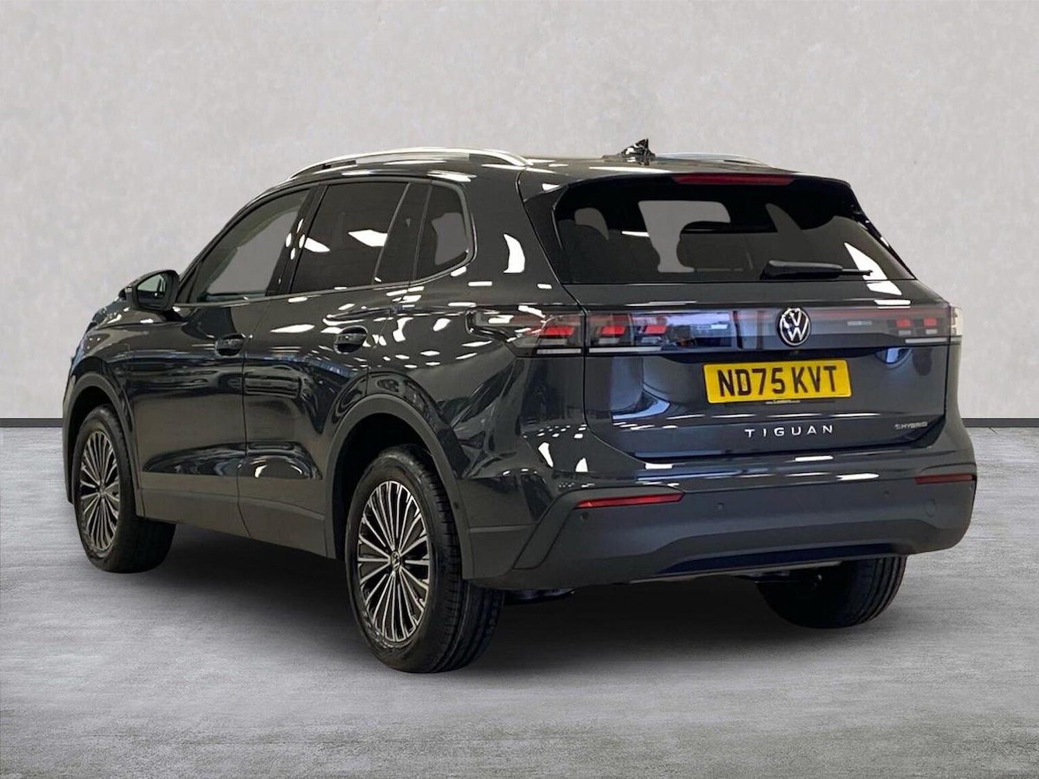 Used Volkswagen Tiguan 2025 for sale - 76566507: Photo 2