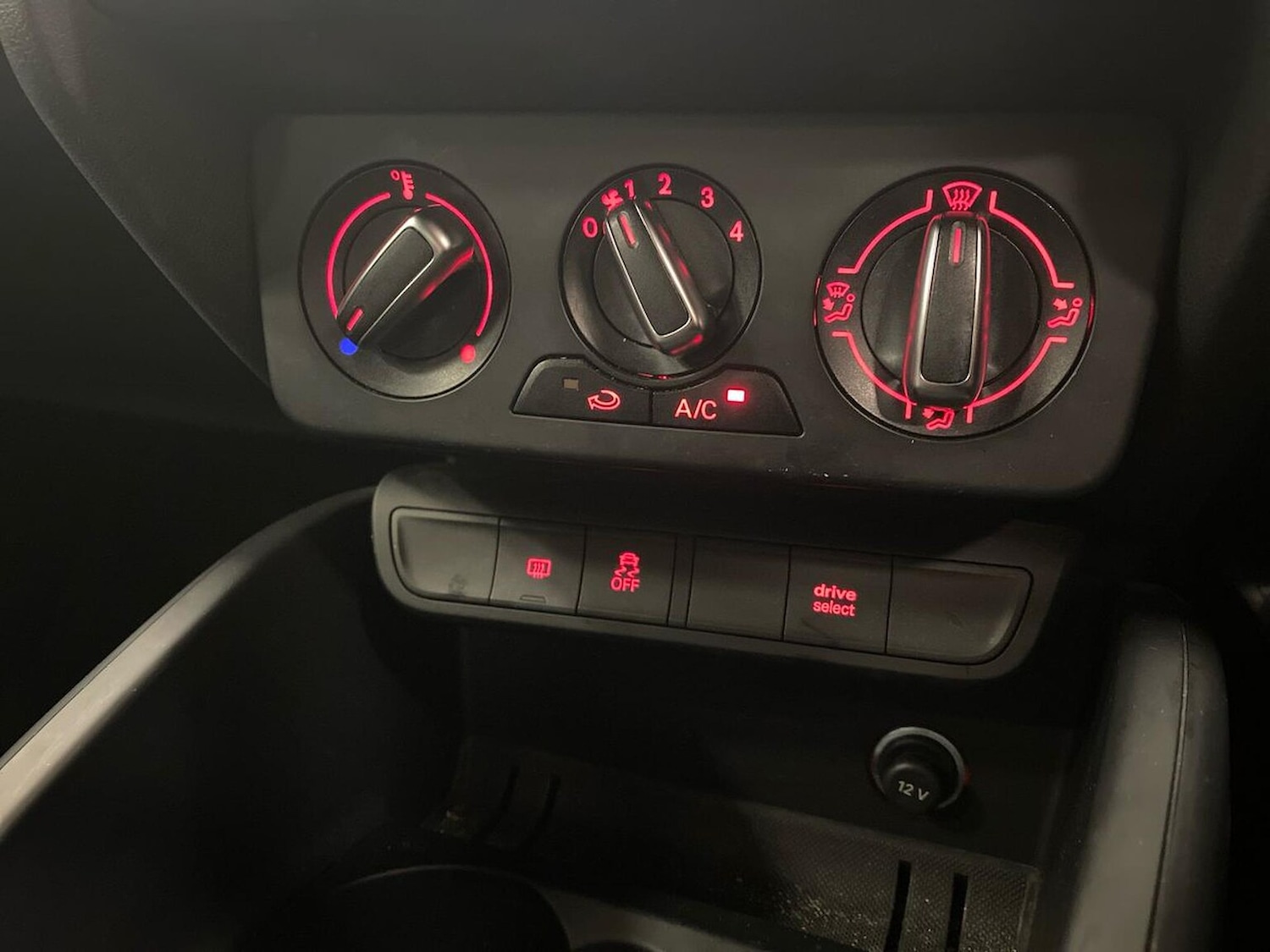 Used Audi A1 2017 for sale - 76763398: Photo 12