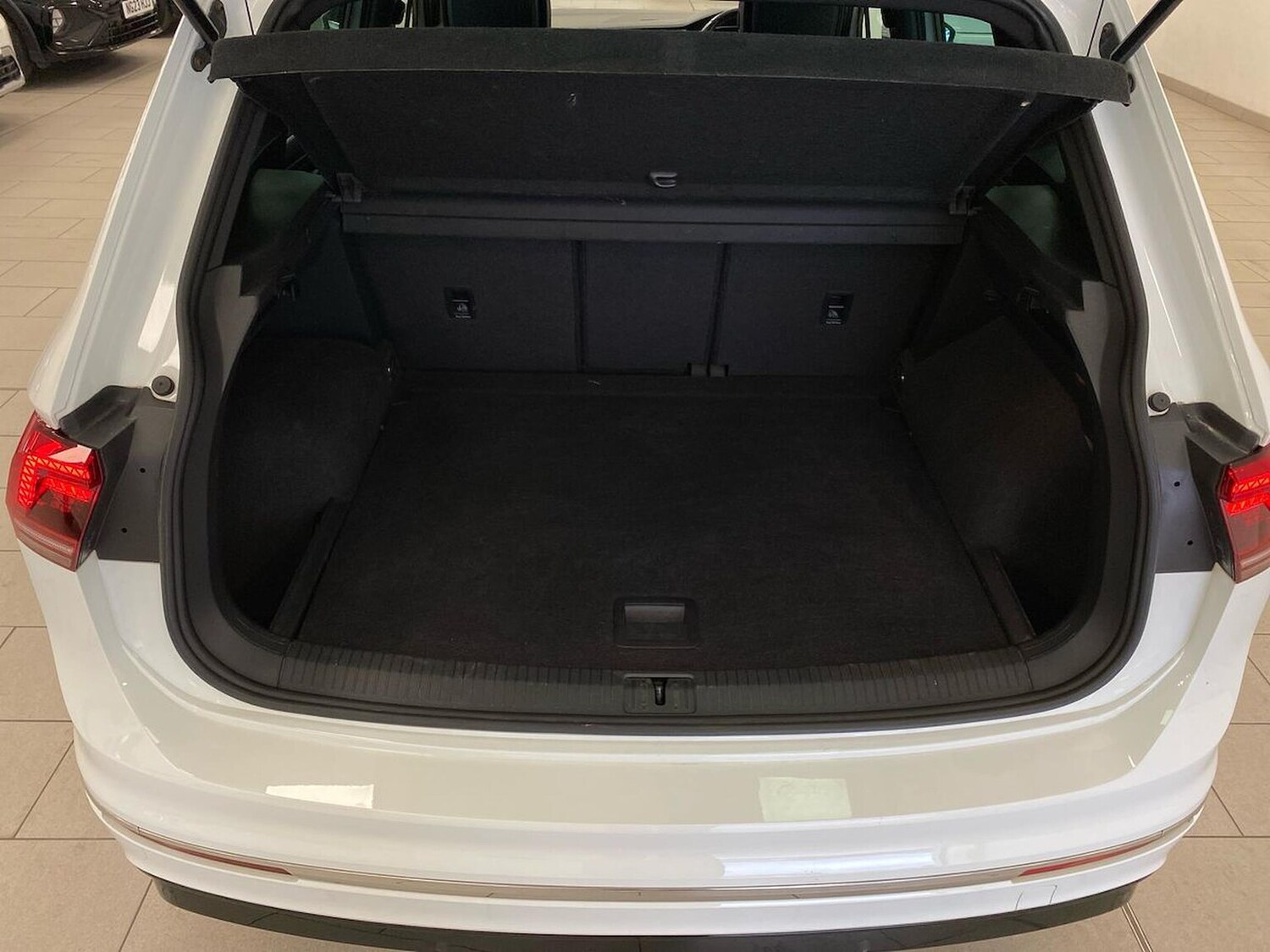 Used Volkswagen Tiguan 2018 for sale - 78194527: Photo 17