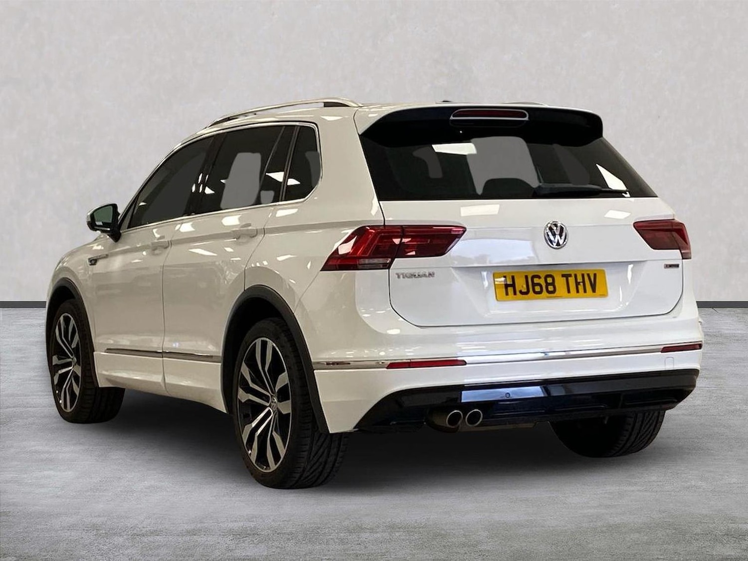Used Volkswagen Tiguan 2018 for sale - 78194527: Photo 2