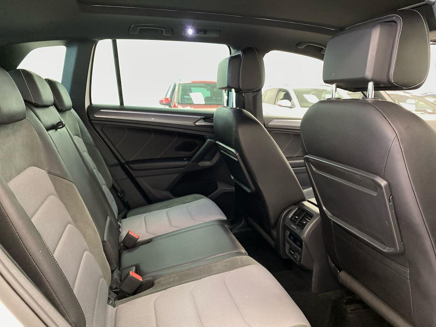 Used Volkswagen Tiguan 2018 for sale - 78194527: Photo 37