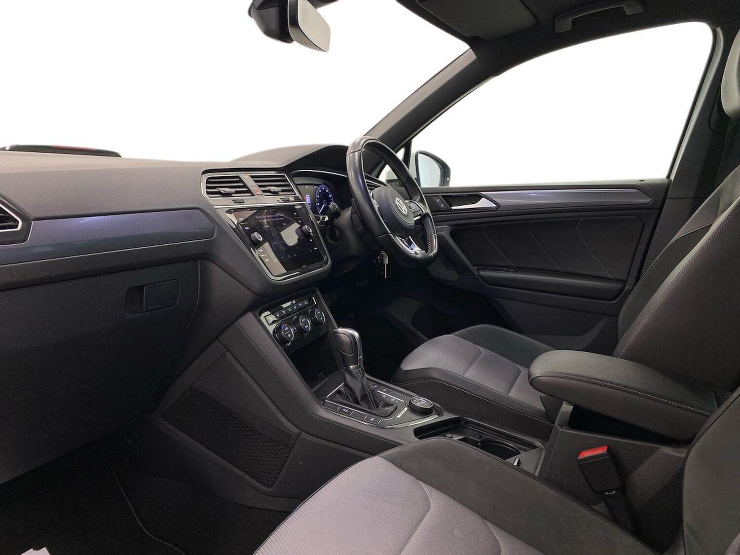 Used Volkswagen Tiguan 2018 for sale - 78194527: Photo 7