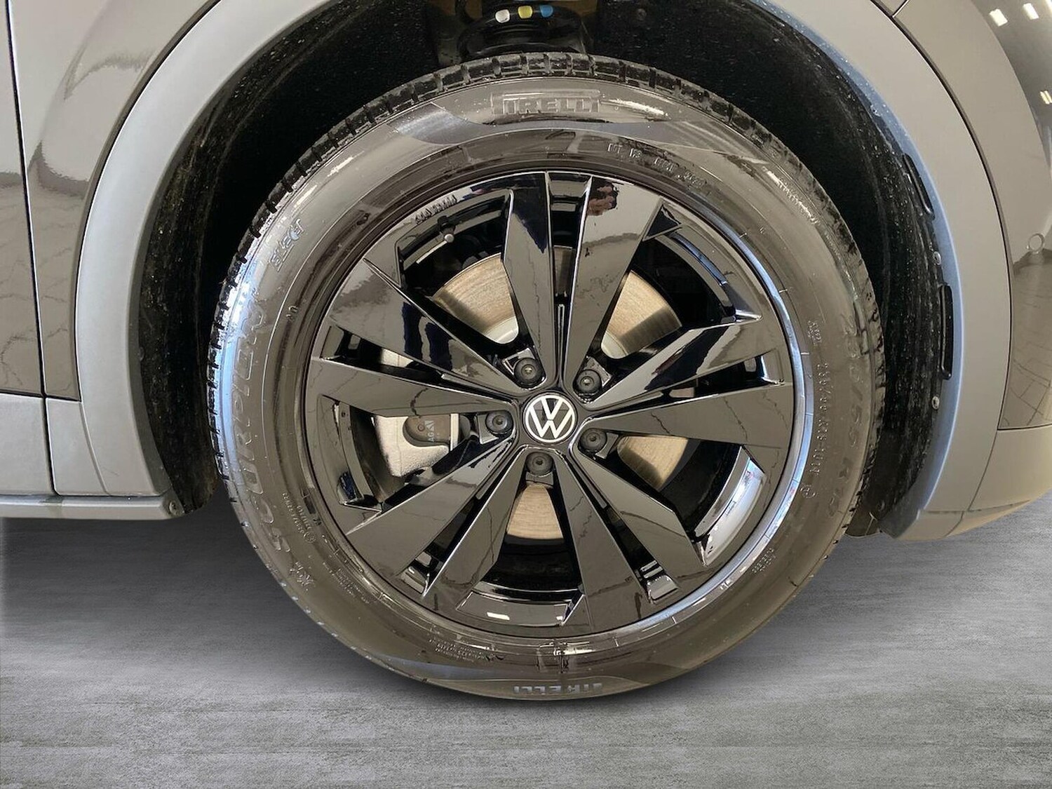 Used Volkswagen ID4 2025 for sale - 76040773: Photo 6