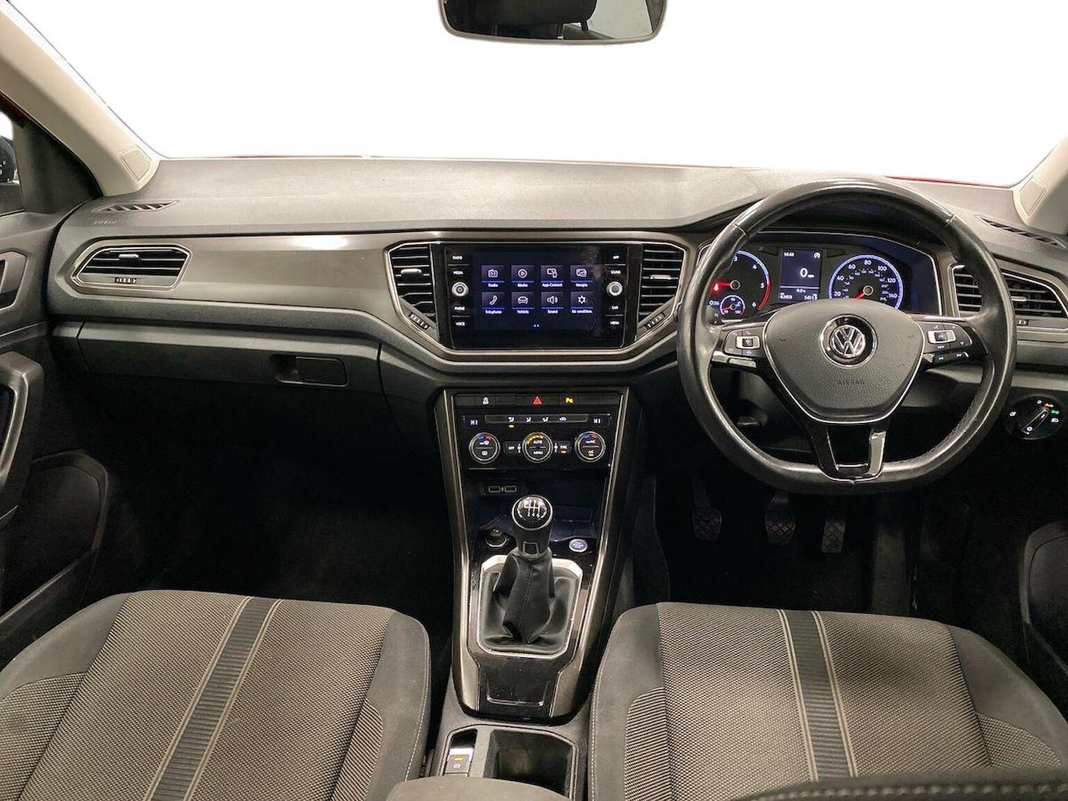 Used Volkswagen T-Roc 2019 for sale - 77056823: Photo 10