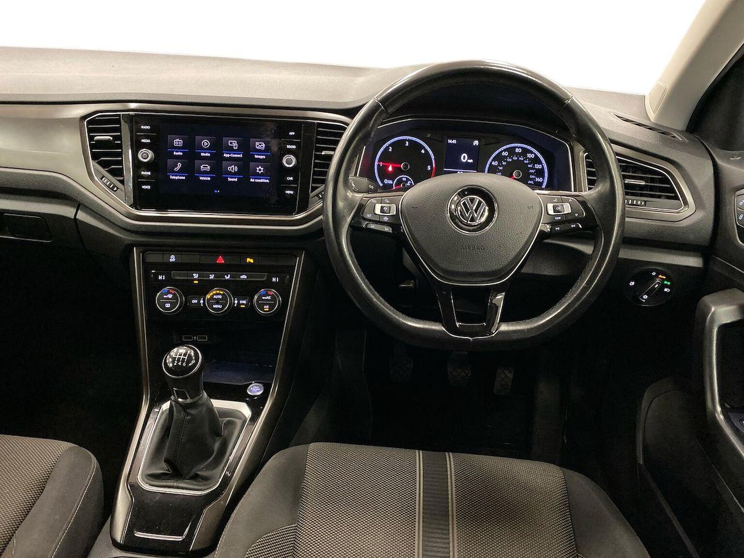 Used Volkswagen T-Roc 2019 for sale - 77056823: Photo 11