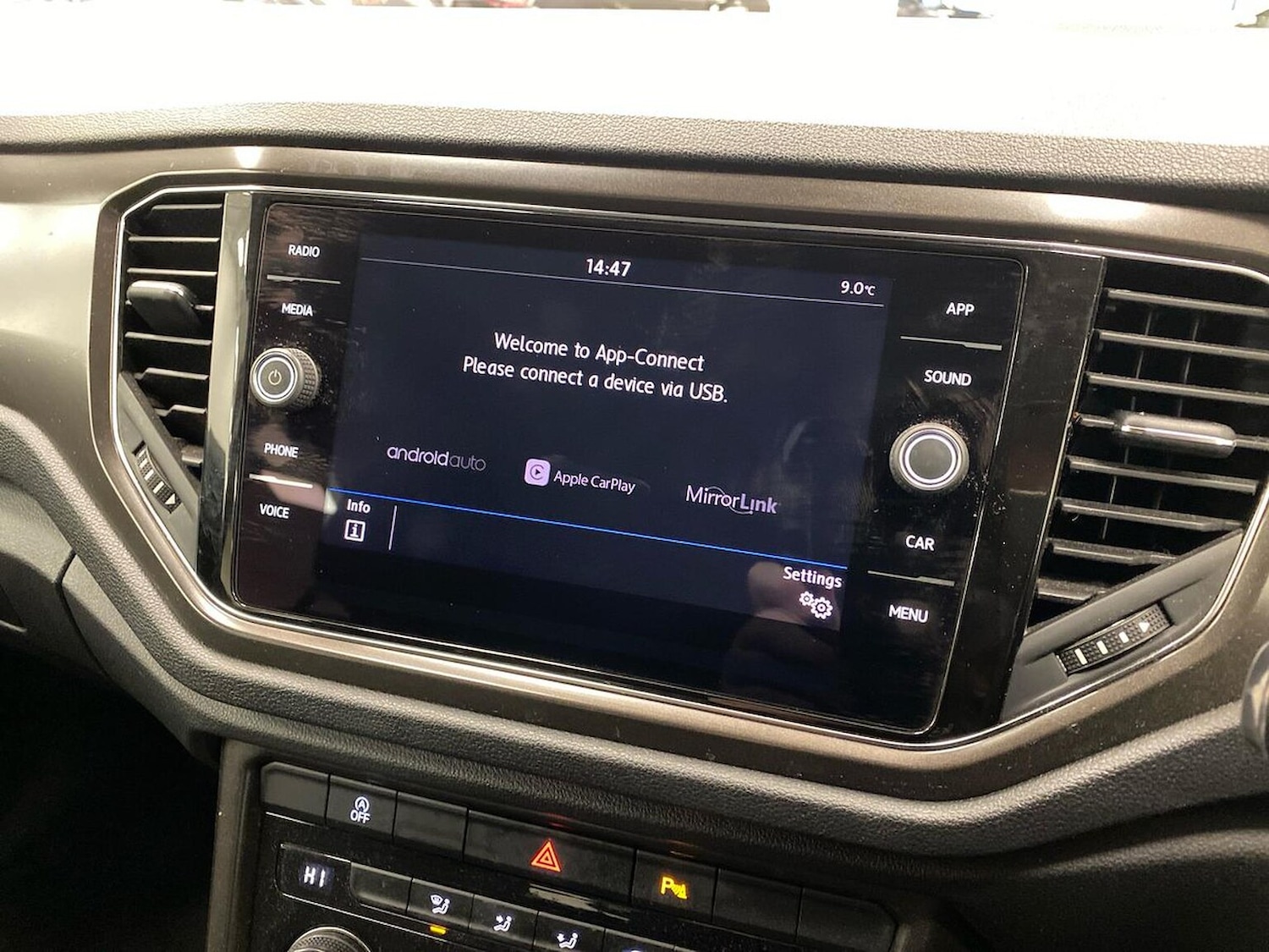 Used Volkswagen T-Roc 2019 for sale - 77056823: Photo 26