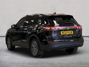 Used Volkswagen Tiguan 2025 for sale - 76011086: Photo 2