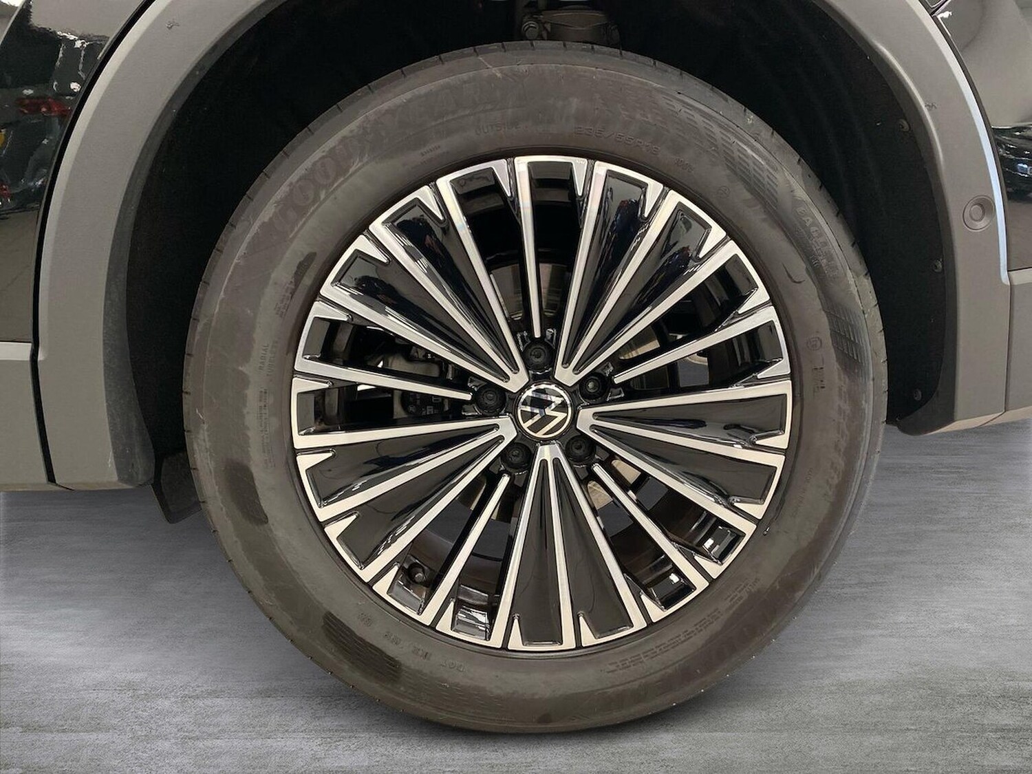 Used Volkswagen Tiguan 2025 for sale - 76011086: Photo 6