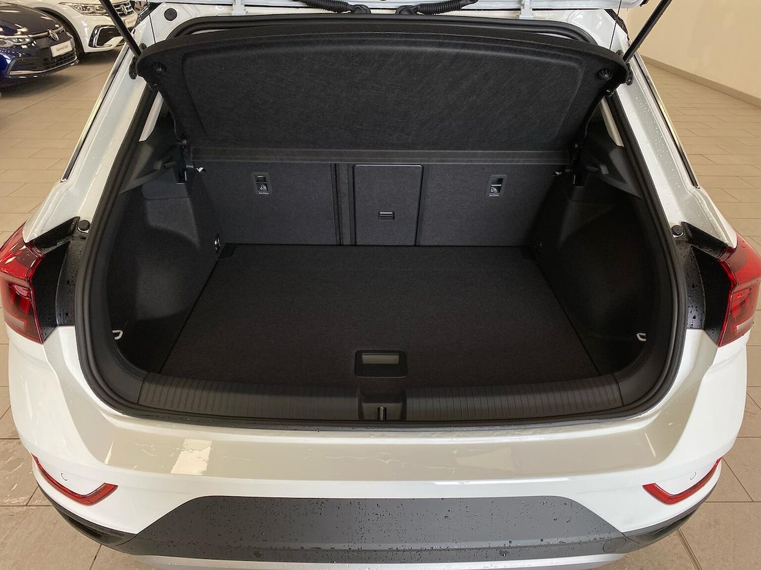 Used Volkswagen T-Roc 2026 for sale - 78194597: Photo 17