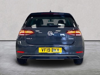 Used Volkswagen Golf 2019 for sale - 79439114: Photo