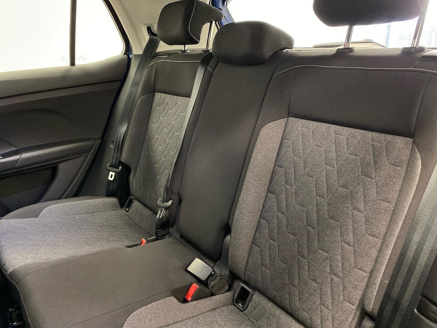 Used Volkswagen T-Cross 2023 for sale - 76492386: Photo 16