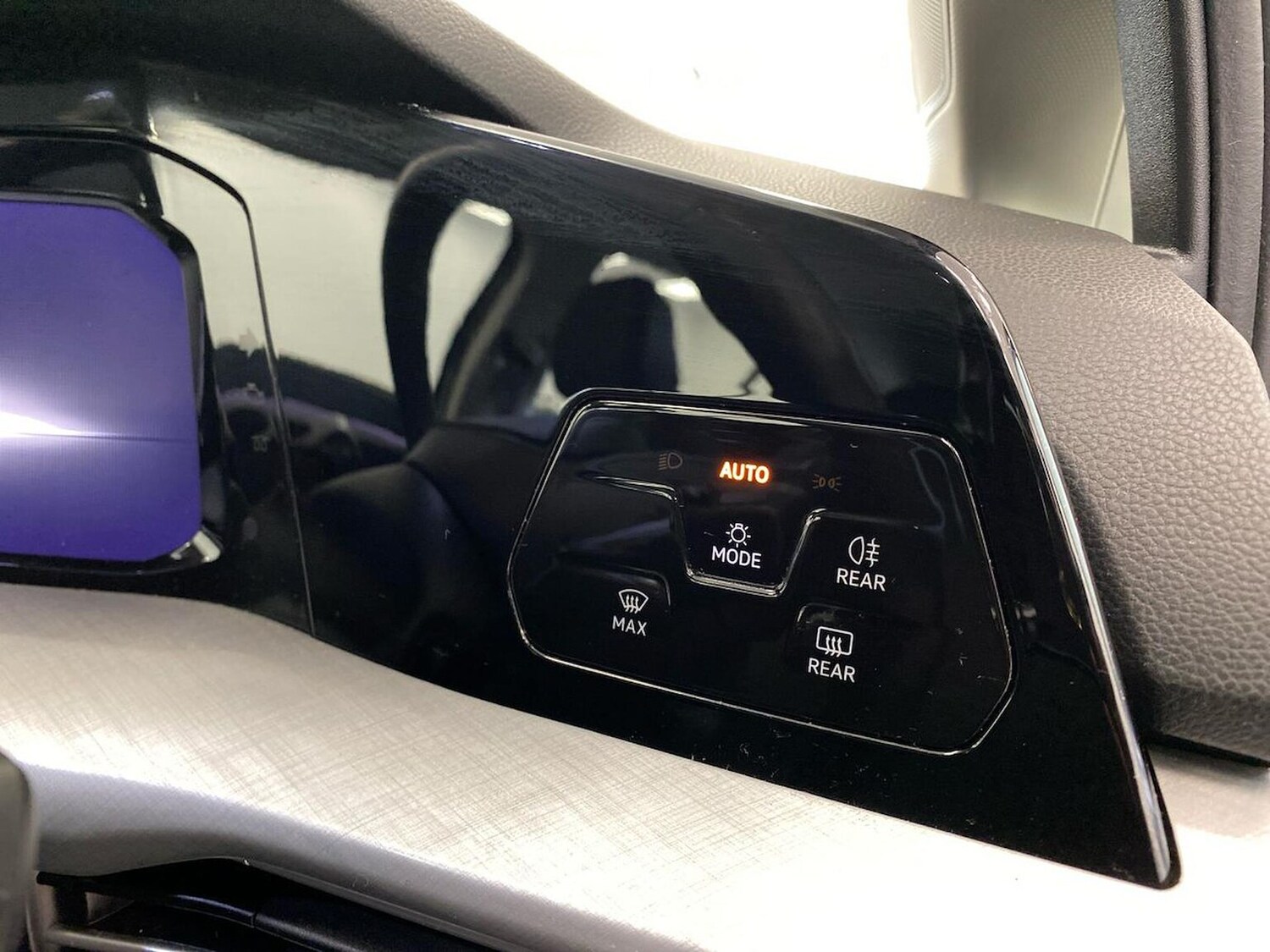 Used Volkswagen Golf 2025 for sale - 78121863: Photo 22