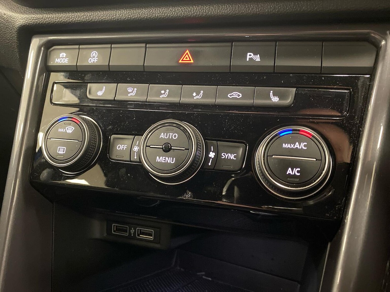 Used Volkswagen T-Roc 2020 for sale - 76837155: Photo 12