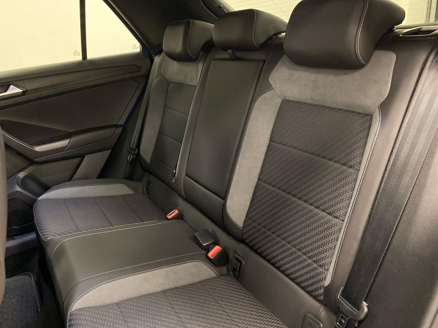 Used Volkswagen T-Roc 2020 for sale - 76837155: Photo 16