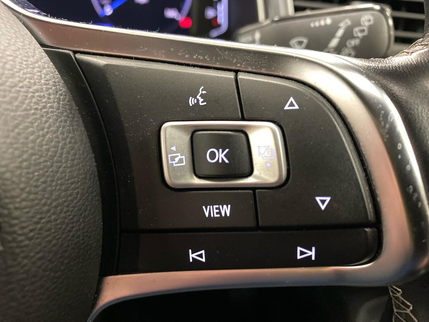 Used Volkswagen T-Roc 2020 for sale - 76837155: Photo 26