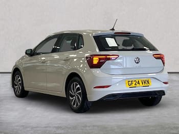 Used Volkswagen Polo 2024 for sale - 79537730: Photo
