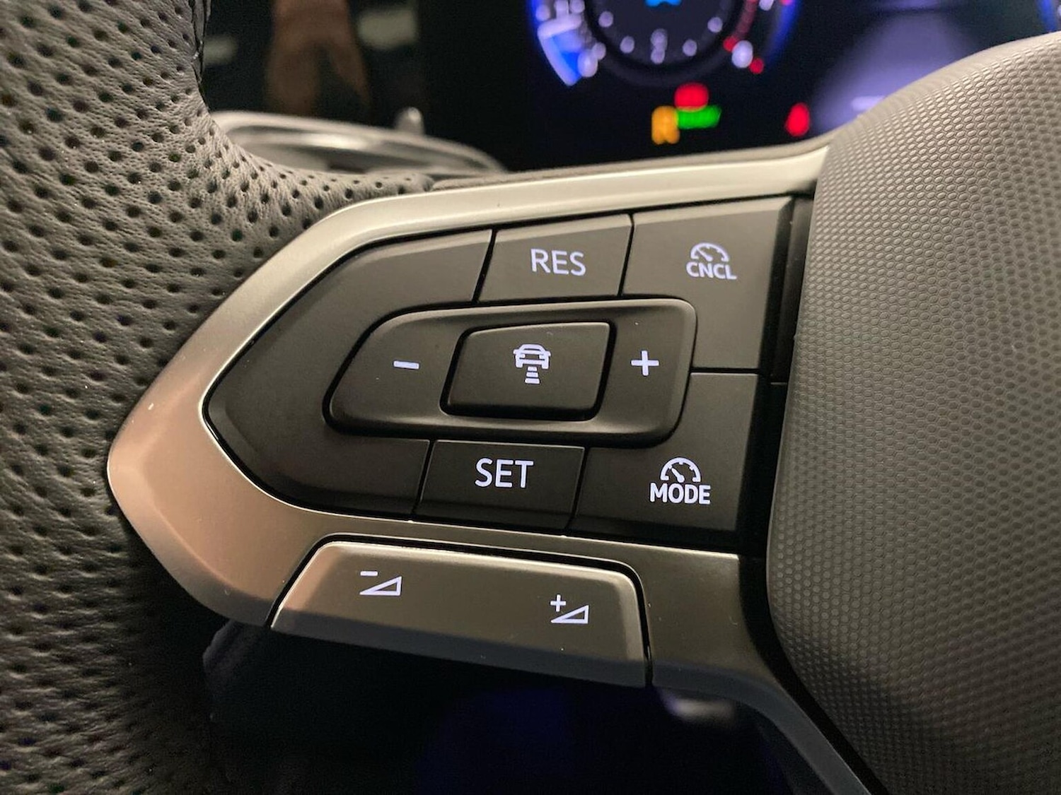 Used Volkswagen Tiguan 2025 for sale - 77947338: Photo 28