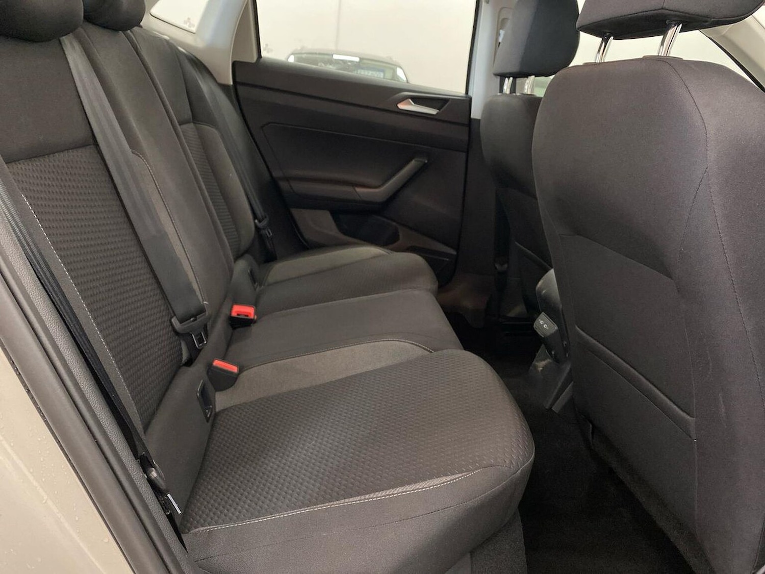 Used Volkswagen Polo 2022 for sale - 76605543: Photo 32