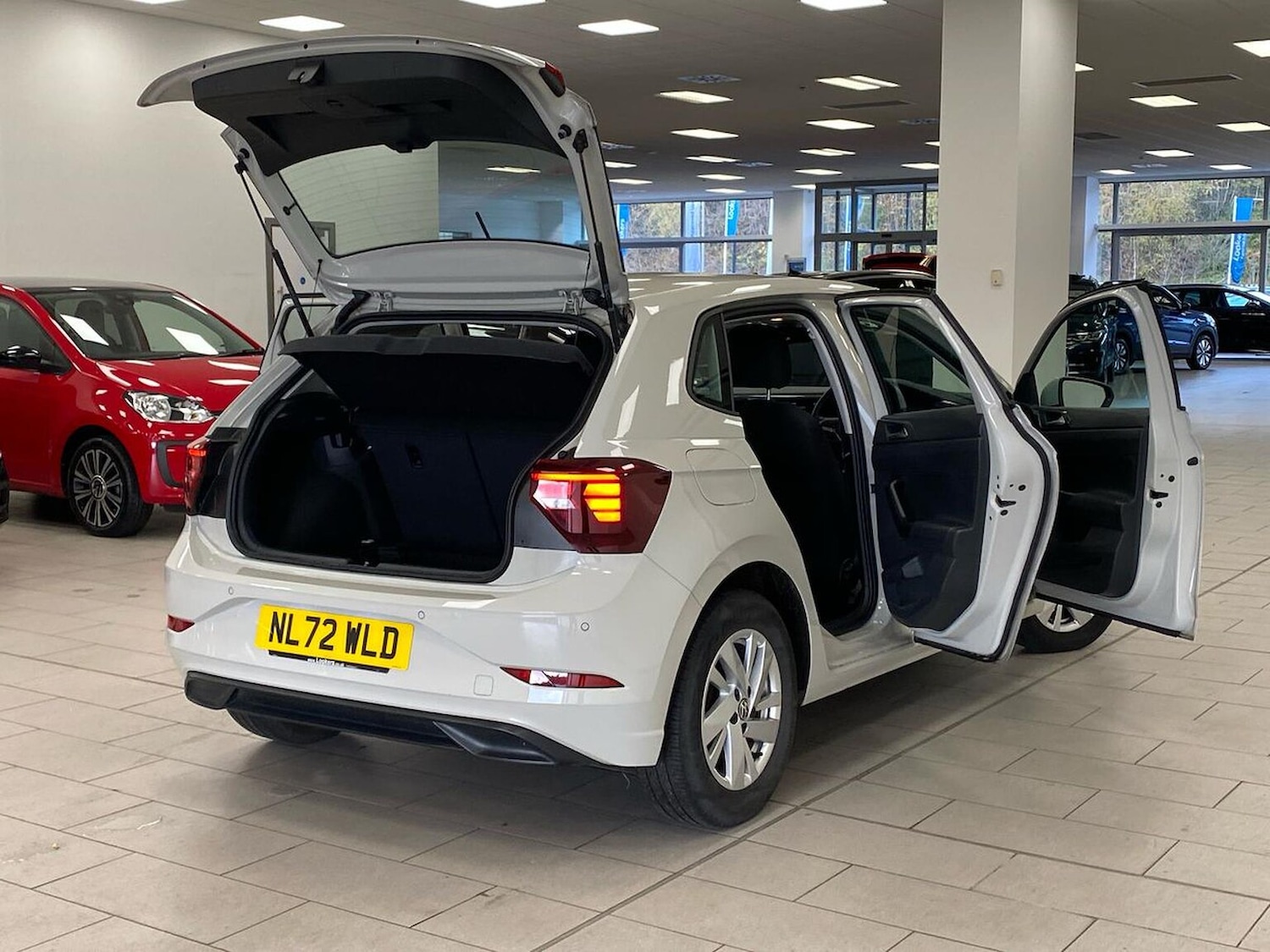 Used Volkswagen Polo 2022 for sale - 76605543: Photo 38