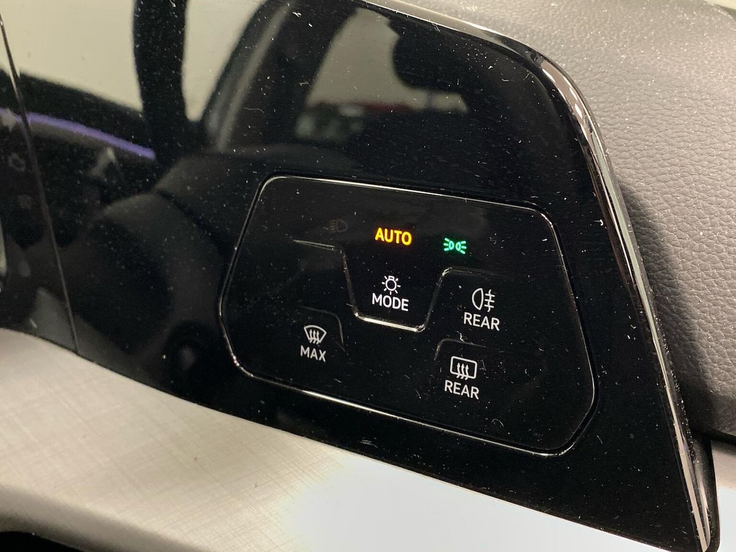 Used Volkswagen Golf 2024 for sale - 77872122: Photo 22