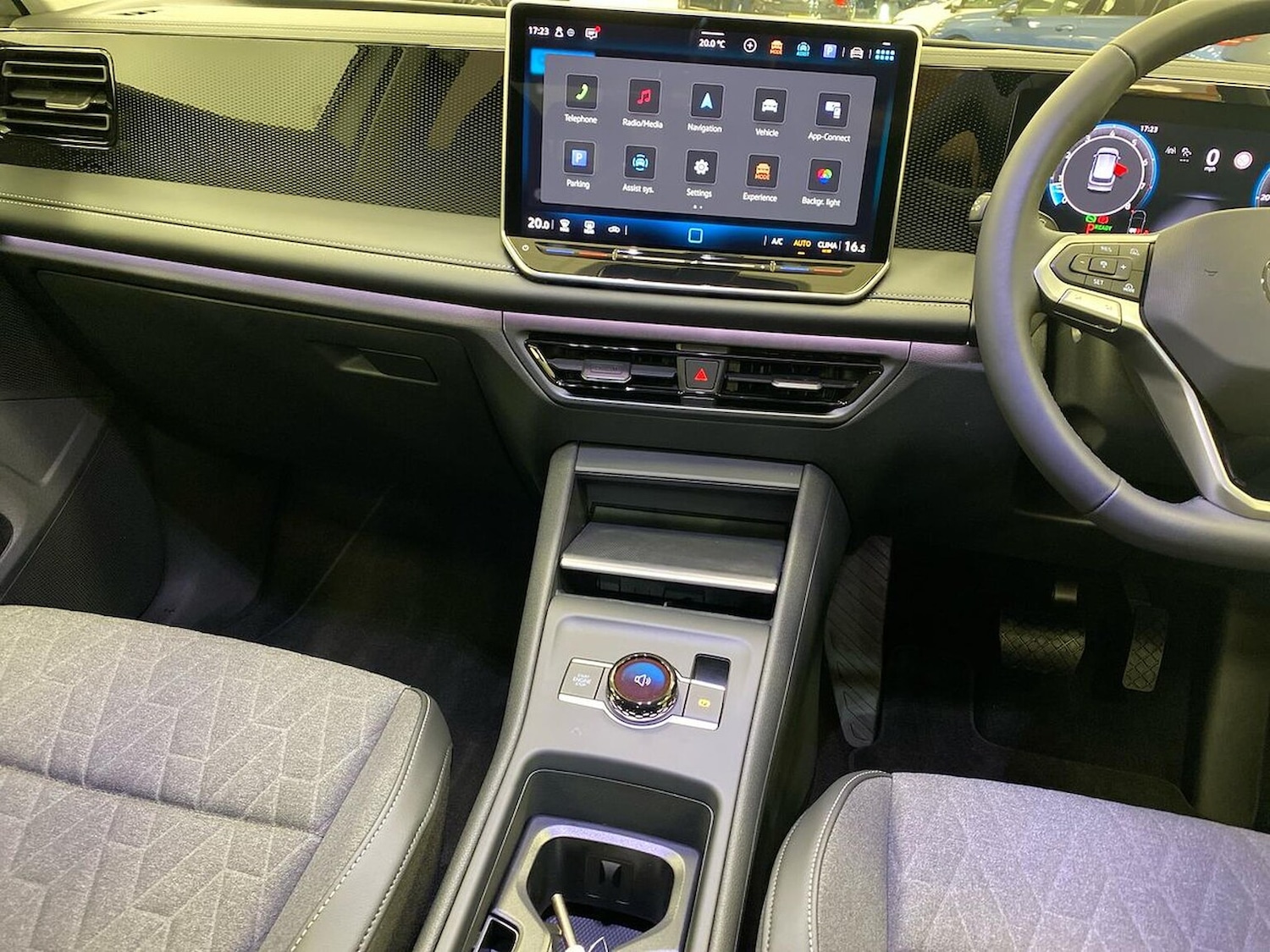 Used Volkswagen Tiguan 2025 for sale - 76547680: Photo 13