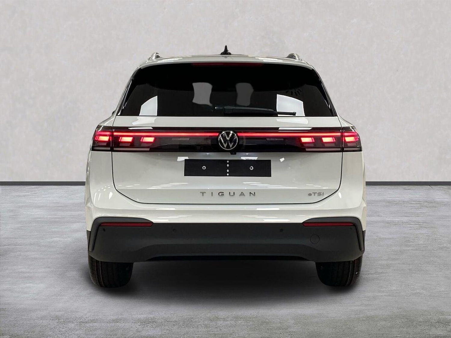 Used Volkswagen Tiguan 2025 for sale - 76547680: Photo 4