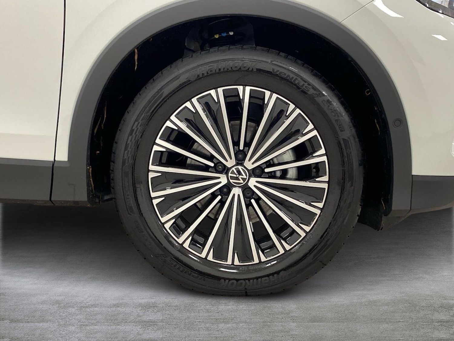 Used Volkswagen Tiguan 2025 for sale - 76547680: Photo 6