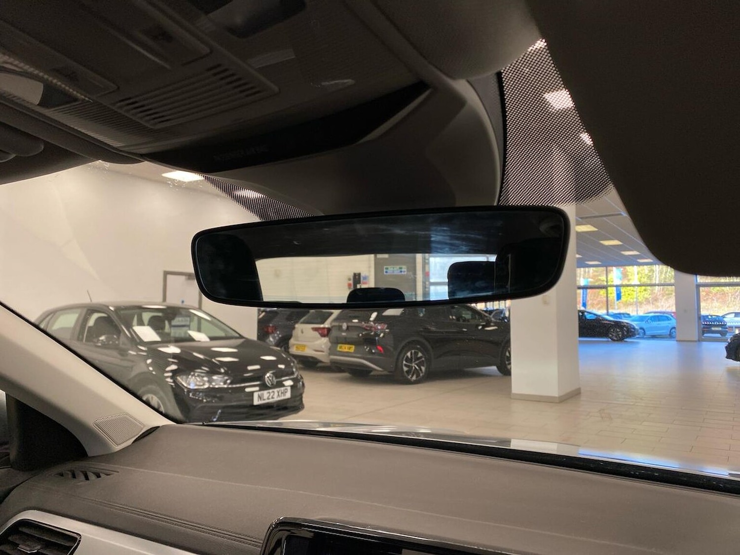 Used Volkswagen T-Roc 2022 for sale - 76897123: Photo 14