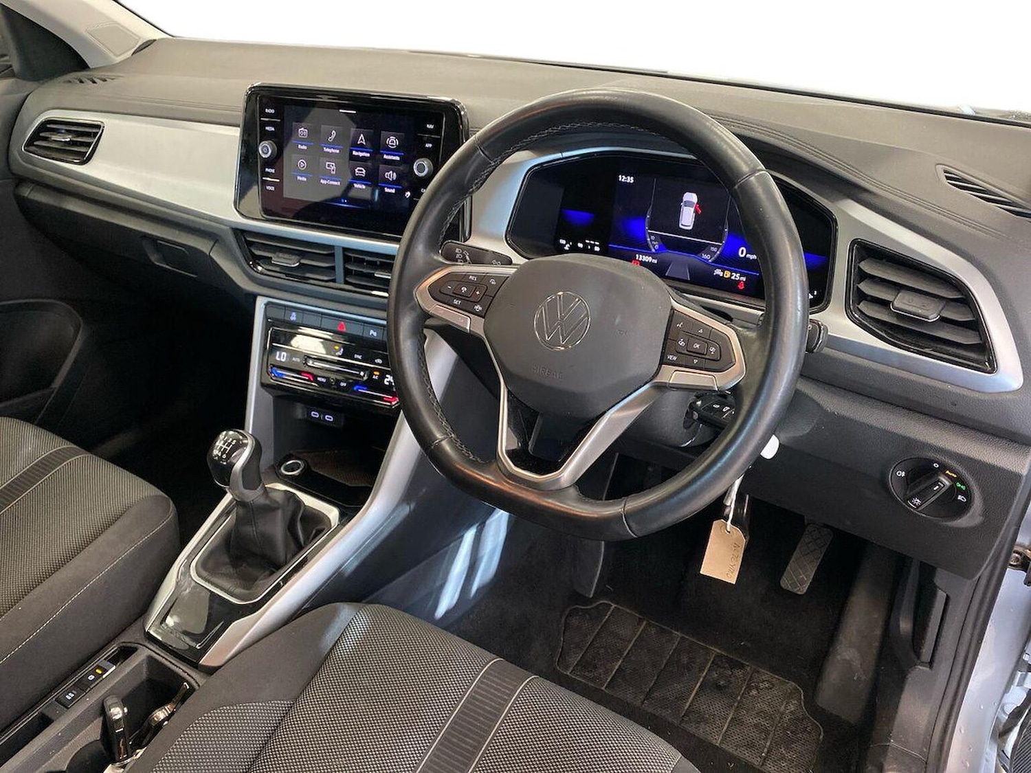 Used Volkswagen T-Roc 2022 for sale - 76897123: Photo 15