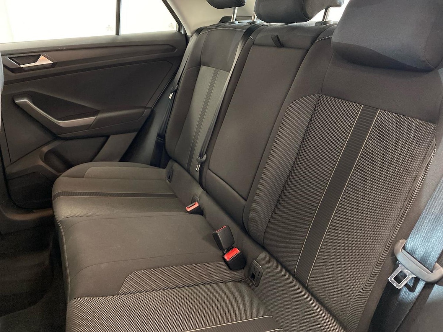 Used Volkswagen T-Roc 2022 for sale - 76897123: Photo 16