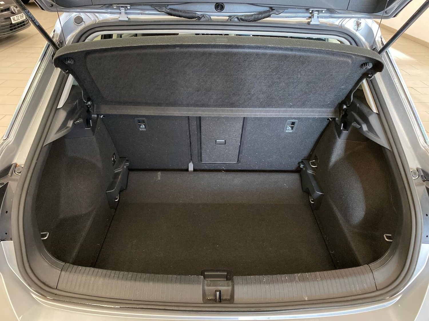 Used Volkswagen T-Roc 2022 for sale - 76897123: Photo 17